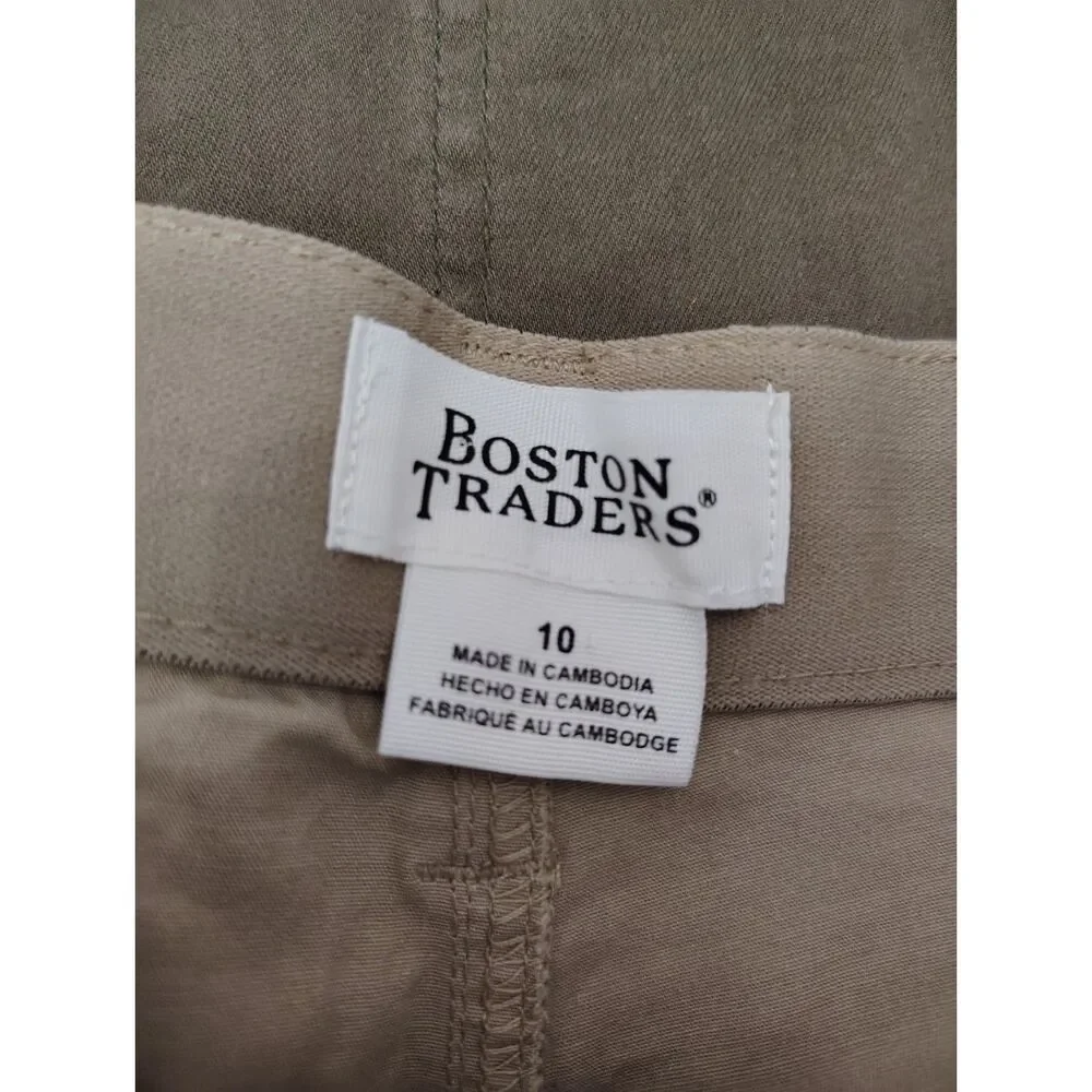 Boston Traders Khaki Chino Shorts Womens Size 10 Mid Rise Stretch Casual
